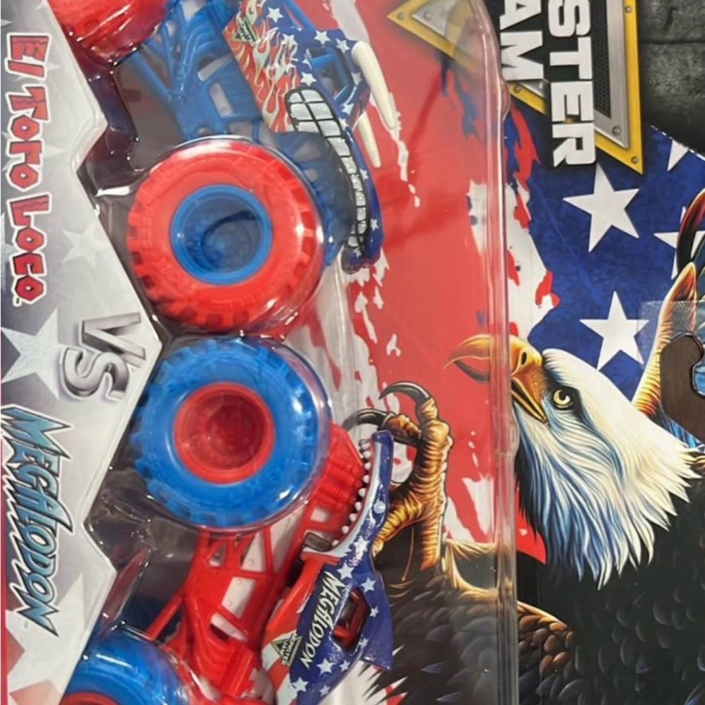 El Toro Loco vs Megalodon Die-Cast Toy Set Stars and Stripes